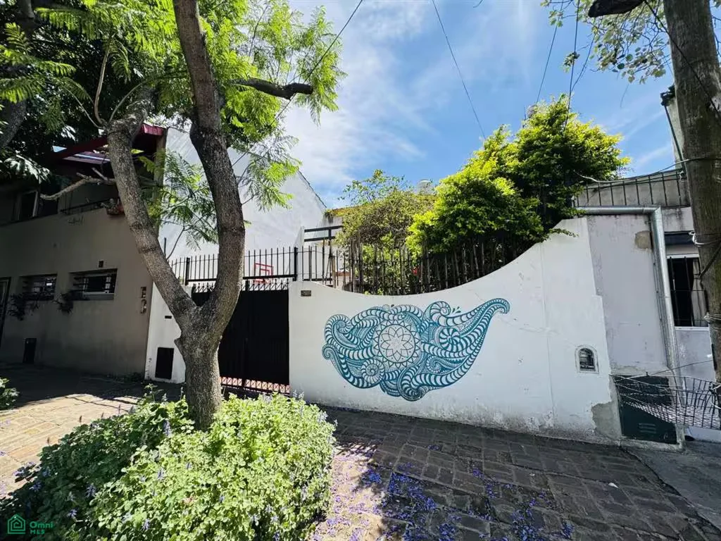 Sale of Bright 4 amb house with patio and grill, in the heart of Florida!