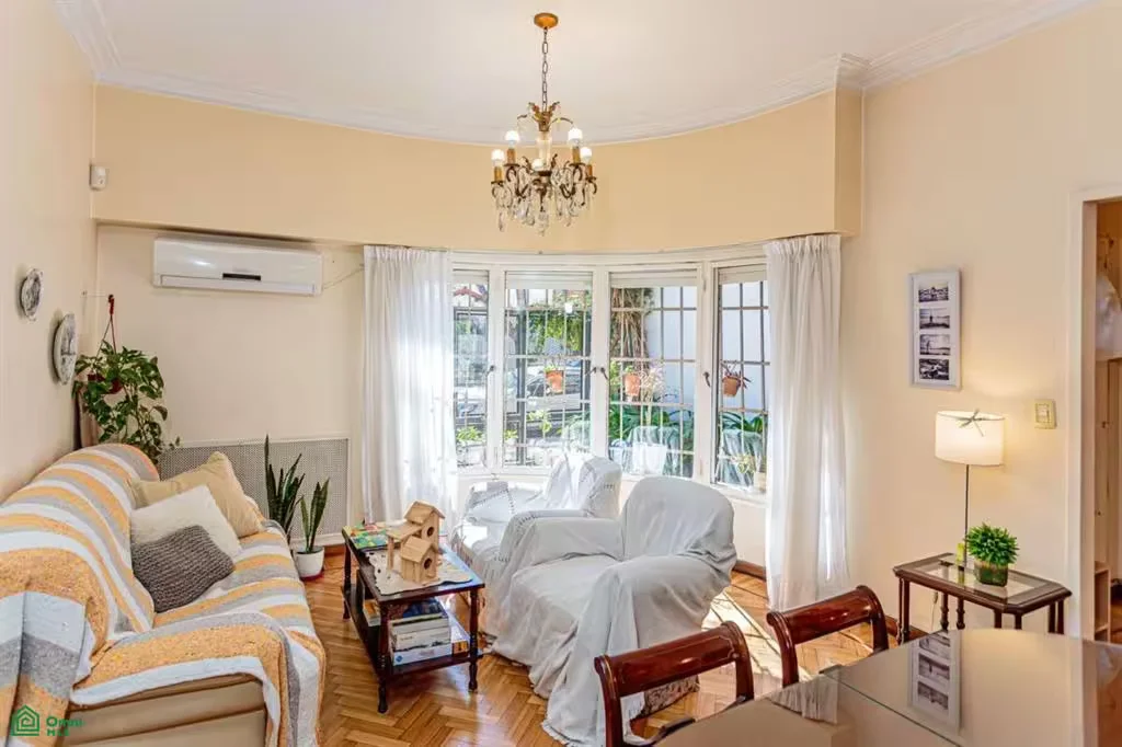 SALE 4 MAIN ROOM HOUSE WITH POOL, FLORIDA, VICENTE LOPEZ