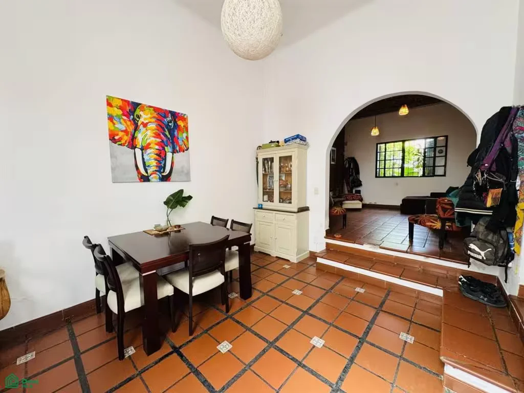 Sale of Bright 4 amb house with patio and grill, in the heart of Florida!