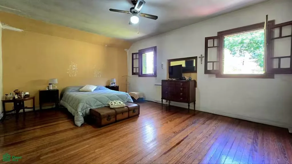 House with garden and pool for sale in Florida