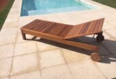 Reposeras de madera dura de incienso