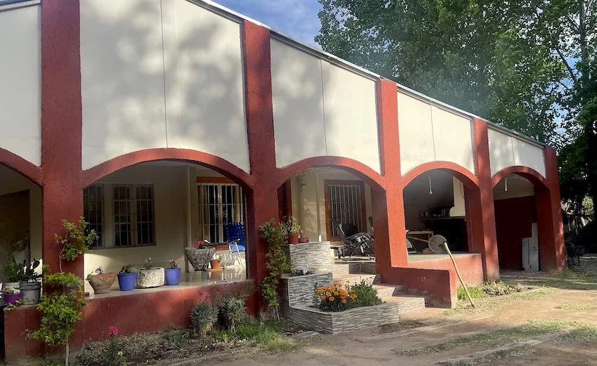 Boutique Winery with Strong Sales, Home and Vineyard